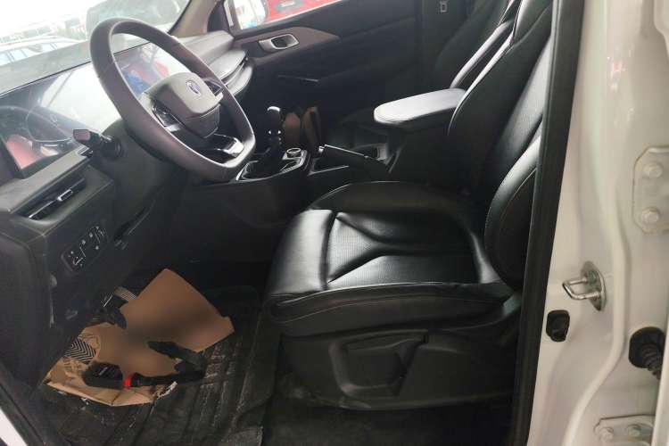 Used CHANGAN Lantop 2023 2.0T Manual 4x4 Diesel Elite Standard Cab Left Front Seat
