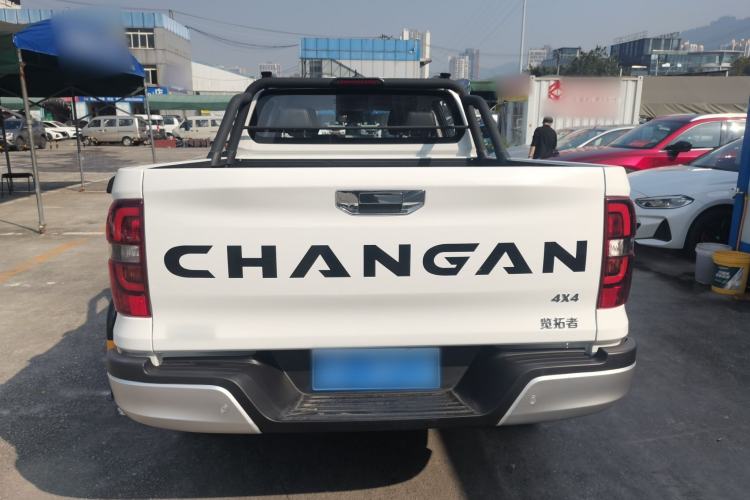 Used CHANGAN Lantop 2023 2.0T Manual 4x4 Diesel Flagship Long-Box Version Rear