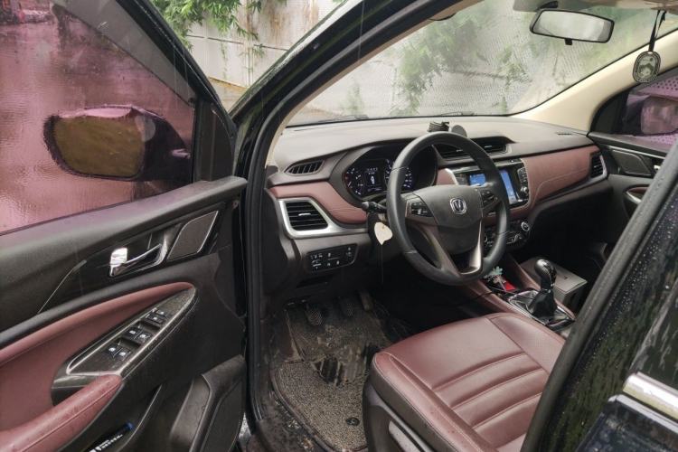 Used CHANGAN Lingxuan 2017 1.6L Manual Elite Model Driver Seat