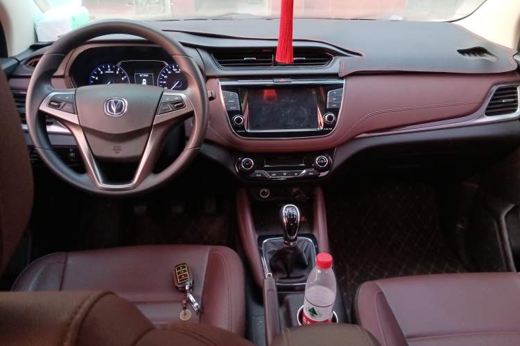 Used CHANGAN Lingxuan 2017 1.6L Manual Elite Model Center Console