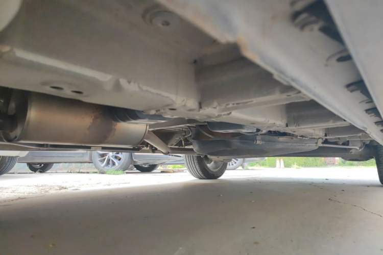Used CHANGAN Lingxuan 2017 1.6L Manual Happiness Edition Chassis Front Left