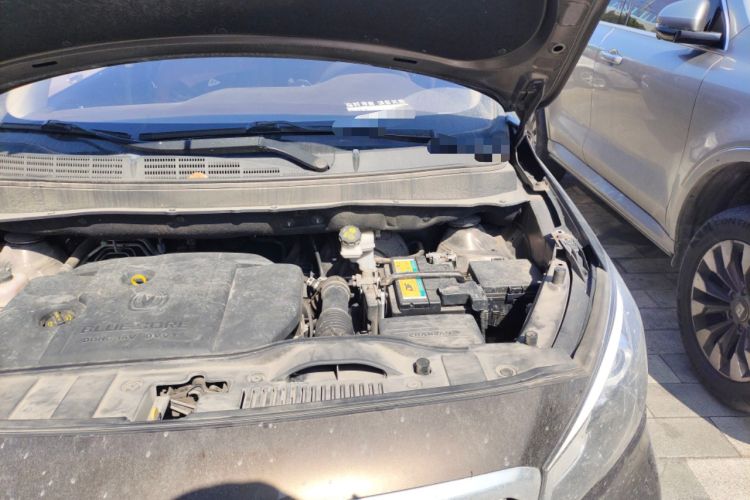 Used CHANGAN Lingxuan 2017 1.6L Manual Happiness Edition Engine Bay Left