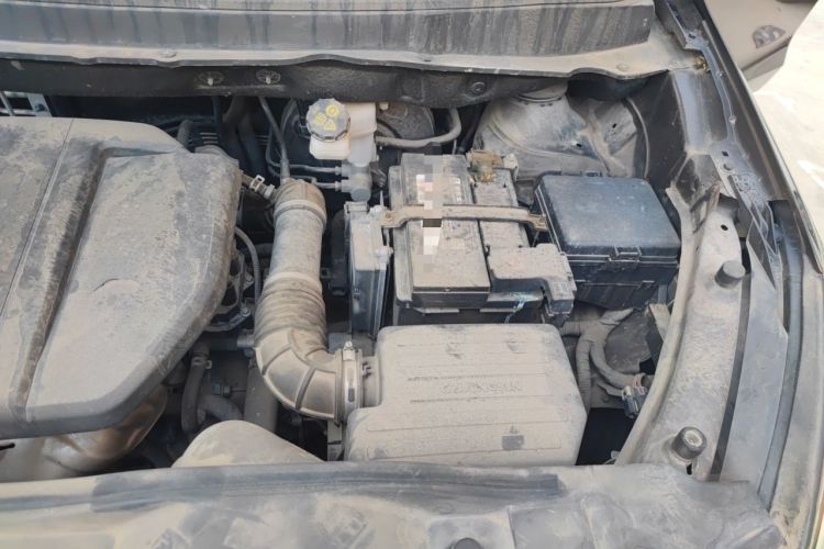 Used CHANGAN Lingxuan 2017 1.6L Manual Happiness Edition Engine Bay Left