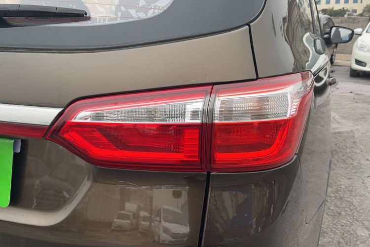 Used CHANGAN Lingxuan 2017 1.6L Manual Happiness Edition Exterior 3
