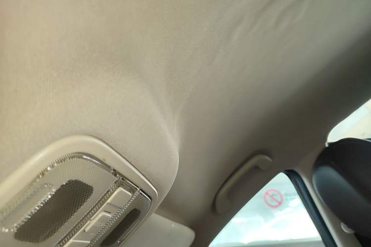 Used CHANGAN Lingxuan 2017 1.6L Manual Happiness Edition Headliner