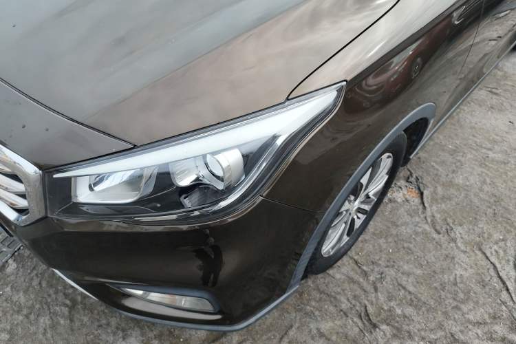 Used CHANGAN Lingxuan 2017 1.6L Manual Happiness Edition Left Front Headlight