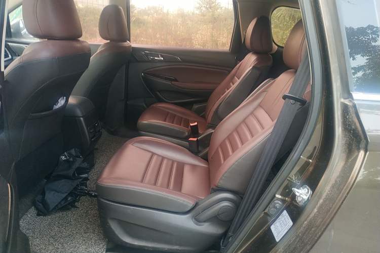 Used CHANGAN Lingxuan 2017 1.6L Manual Elite Model Left Rear Seat
