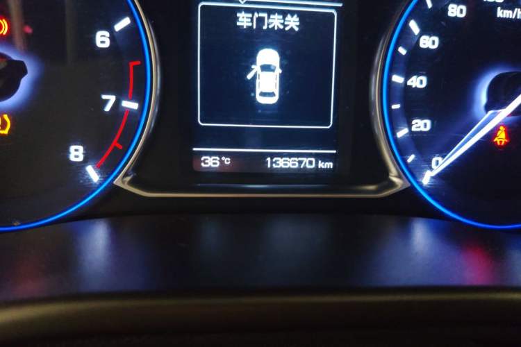 Used CHANGAN Lingxuan 2017 1.6L Manual Elite Model Odometer Close Up