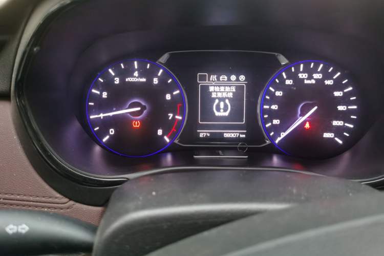 Used CHANGAN Lingxuan 2017 1.5T Automatic Lehuo Elite Model Odometer Close Up
