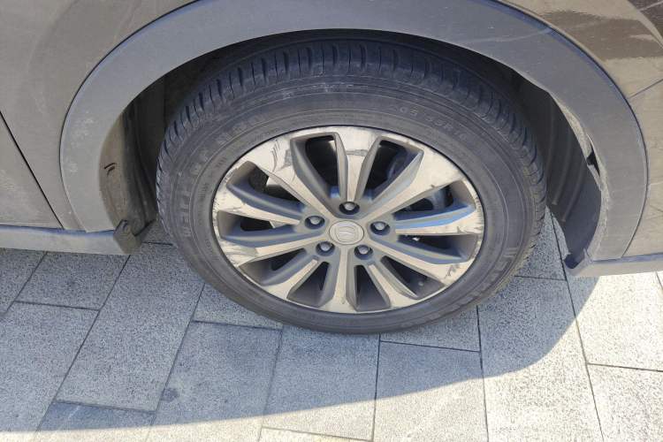 Used CHANGAN Lingxuan 2017 1.6L Manual Happiness Edition Right Front Wheel Hub