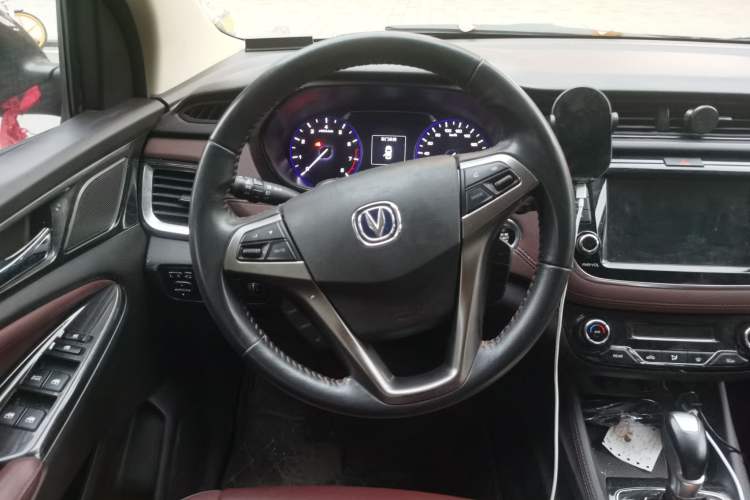 Used CHANGAN Lingxuan 2017 1.5T Automatic Lehuo Elite Model Steering Wheel