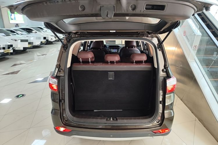 Used CHANGAN Lingxuan 2017 1.6L Manual Happiness Edition Trunk
