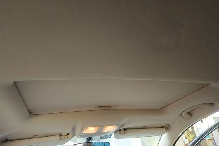 Used CHANGAN Lingxuan 2017 1.6L Manual Elite Model Headliner
