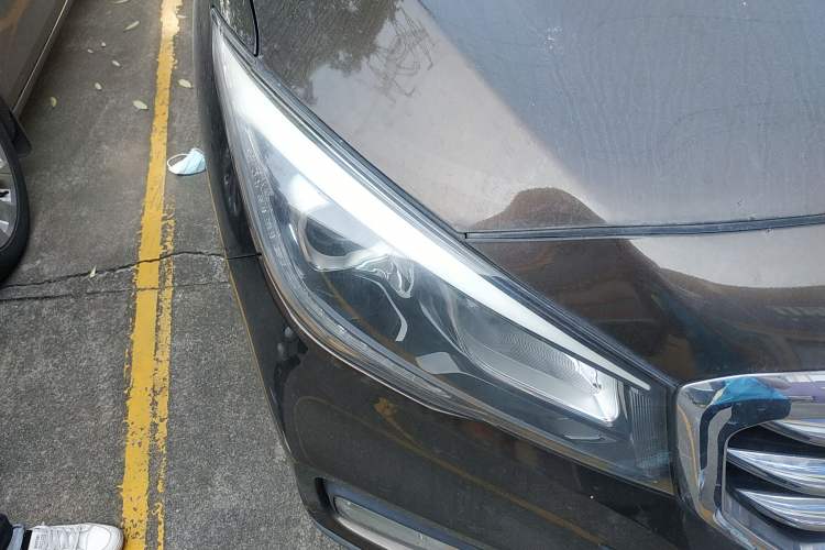 Used CHANGAN Lingxuan 2017 1.6L Manual Elite Model Right Front Headlight