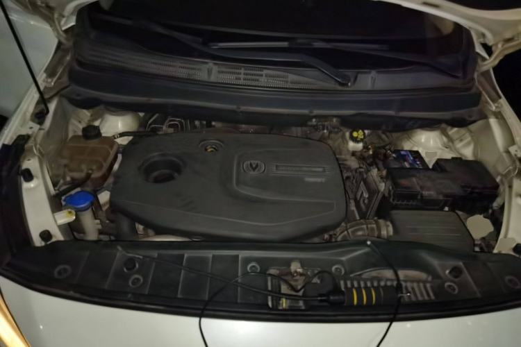 Used CHANGAN Lingxuan 2017 1.5T Manual Joyful & Happy Model Engine Bay