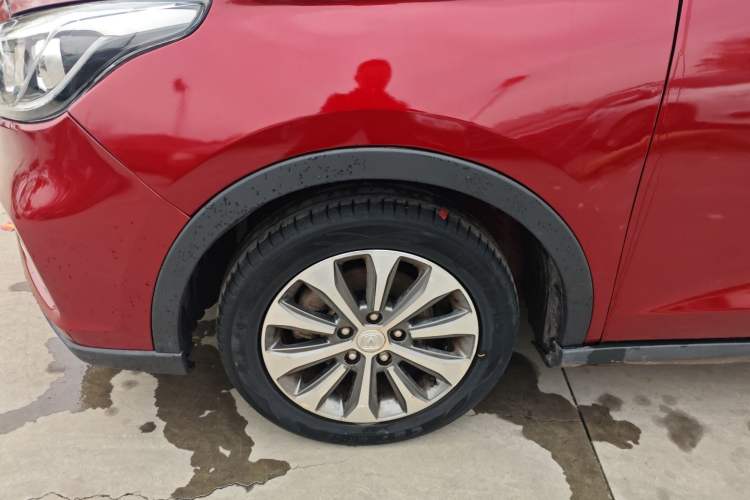 Used CHANGAN Lingxuan 2017 1.6L Manual Happiness Edition Left Front Wheel Hub