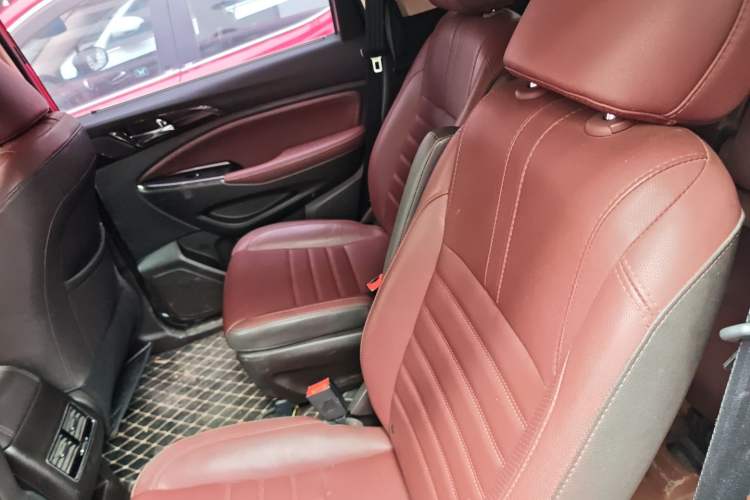 Used CHANGAN Lingxuan 2017 1.6L Manual Elite Model Left Rear Seat