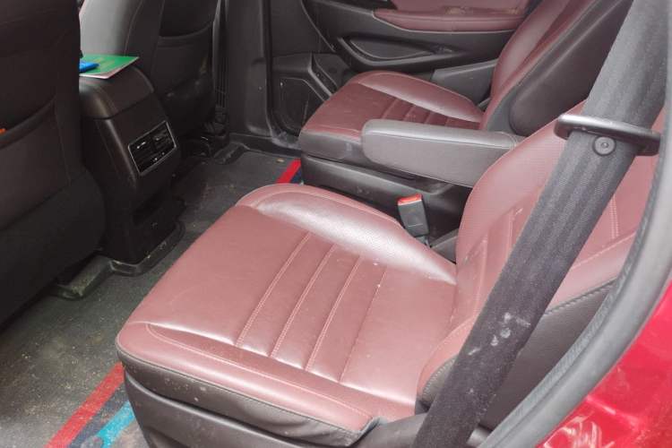 Used CHANGAN Lingxuan 2017 1.6L Manual Happiness Edition Left Rear Seat