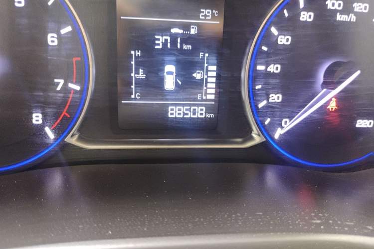 Used CHANGAN Lingxuan 2017 1.6L Manual Happiness Edition Odometer Close Up