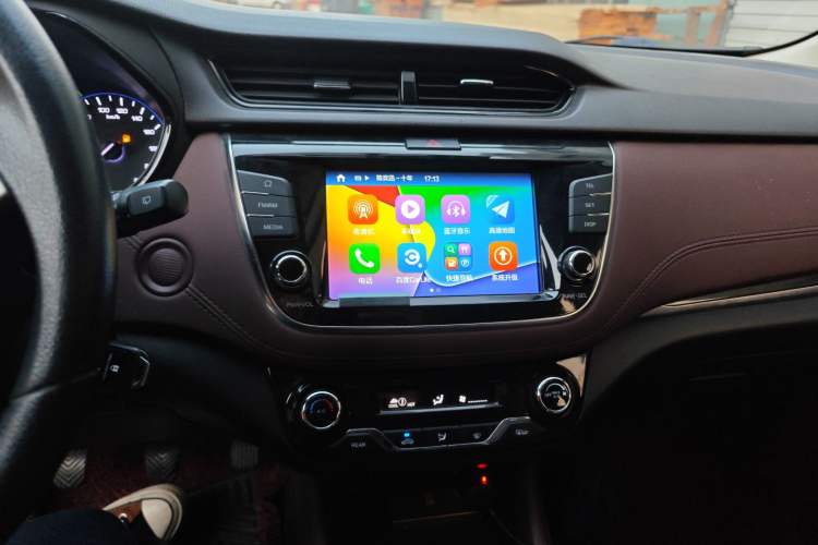 Used CHANGAN Lingxuan 2017 1.6L Manual Happiness Edition Audio And AC Panel