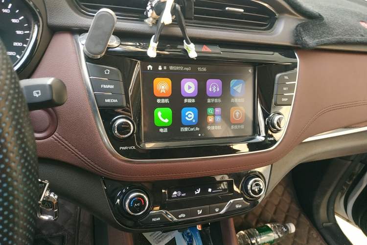 Used CHANGAN Lingxuan 2017 1.6L Manual Happiness Edition Audio And AC Panel