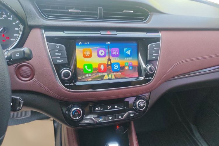 Used CHANGAN Lingxuan 2017 1.5T Automatic Lehuo Happy Edition Audio And AC Panel