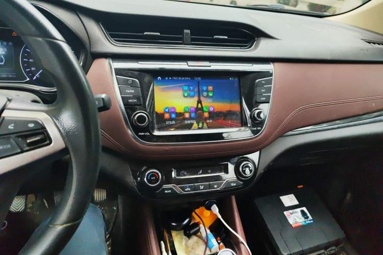 Used CHANGAN Lingxuan 2017 1.6L Manual Elite Model Audio And AC Panel