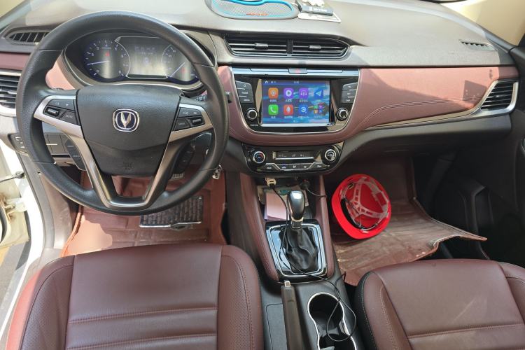 Used CHANGAN Lingxuan 2017 1.5T Automatic Lehuo Happy Edition Center Console