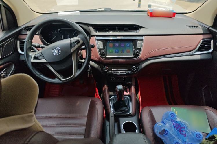 Used CHANGAN Lingxuan 2017 1.5T Manual Joyful & Happy Model Center Console