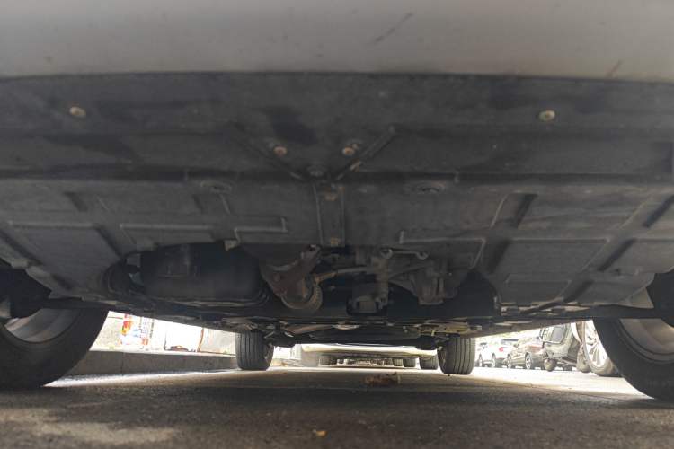 Used CHANGAN Lingxuan 2017 1.6L Manual Elite Model Chassis Front