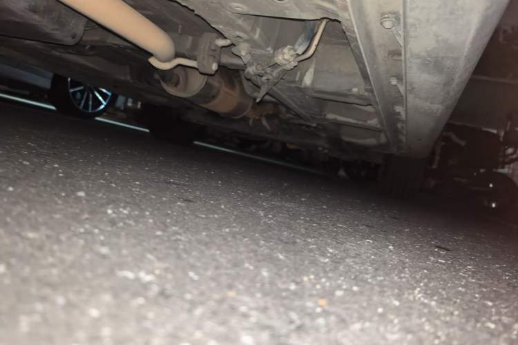 Used CHANGAN Lingxuan 2017 1.6L Manual Elite Model Chassis Front Right
