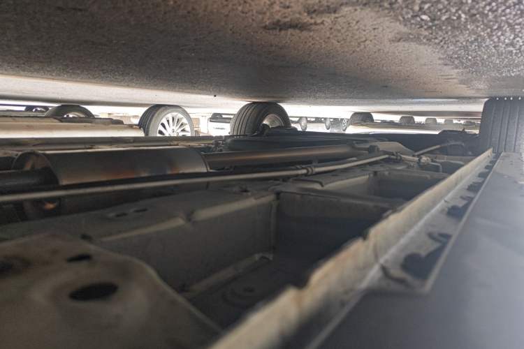 Used CHANGAN Lingxuan 2017 1.6L Manual Elite Model Chassis Front Right