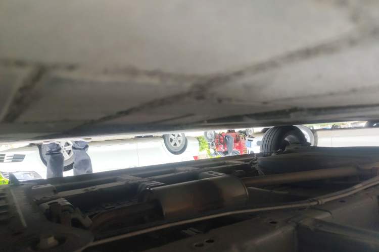 Used CHANGAN Lingxuan 2017 1.6L Manual Happiness Edition Chassis Front Right
