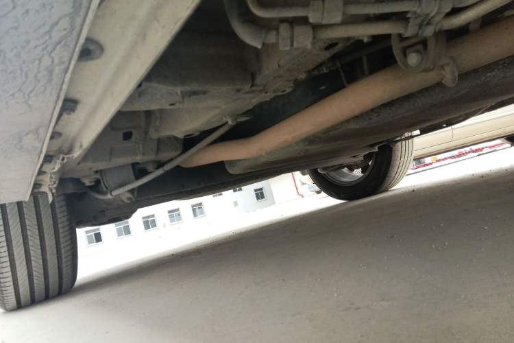 Used CHANGAN Lingxuan 2017 1.6L Manual Elite Model Chassis Rear Right