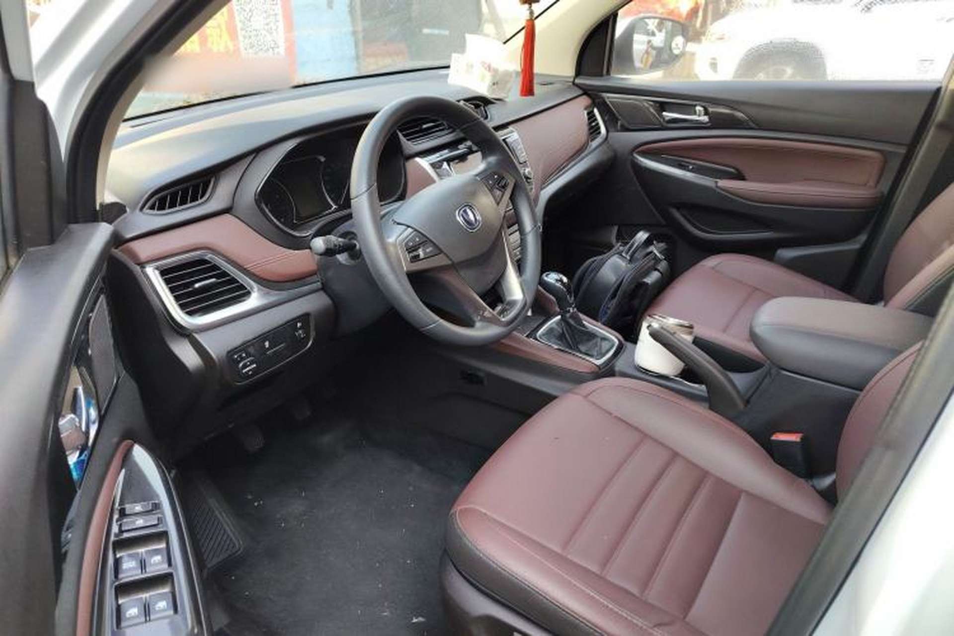 Used CHANGAN Lingxuan 2017 1.6L Manual Happiness Edition Driver Seat