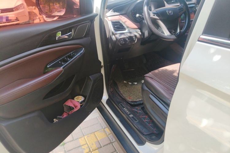 Used CHANGAN Lingxuan 2017 1.5T Manual Joyful & Happy Model Driver Seat