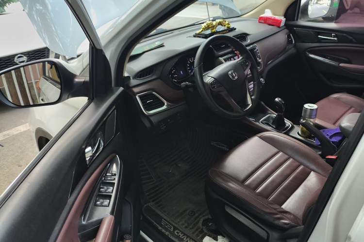 Used CHANGAN Lingxuan 2017 1.6L Manual Happiness Edition Driver Seat
