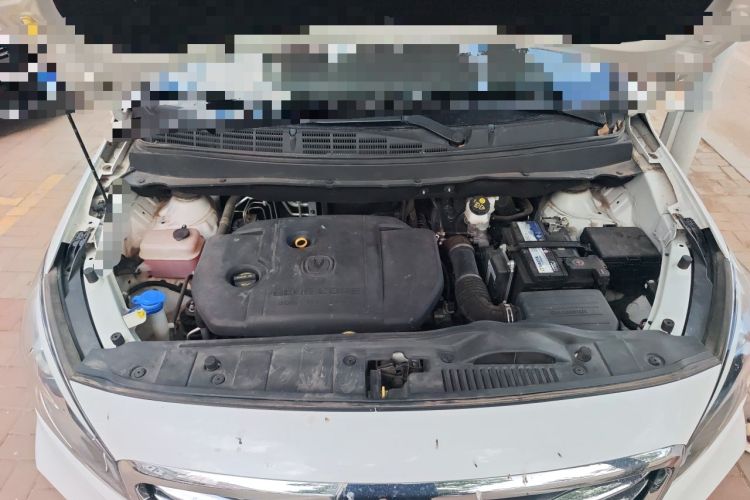 Used CHANGAN Lingxuan 2017 1.6L Manual Happiness Edition Engine Bay