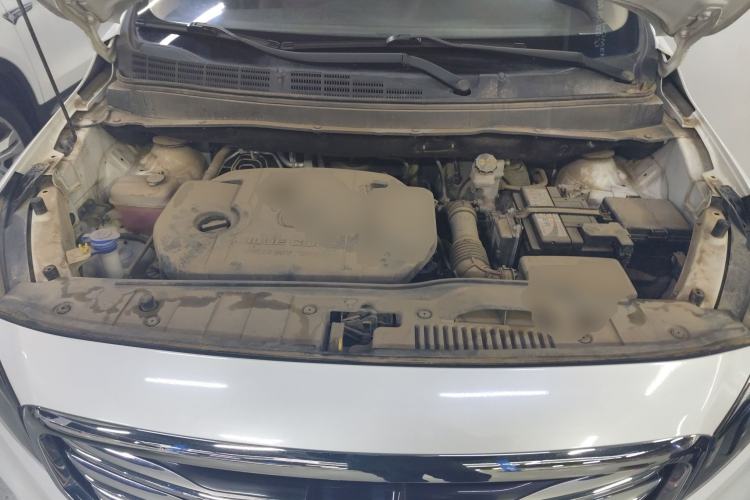 Used CHANGAN Lingxuan 2017 1.6L Manual Happiness Edition Engine Bay