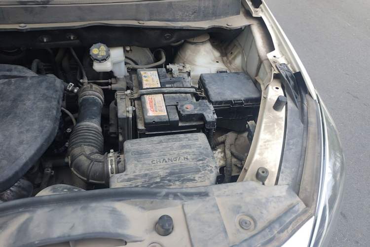 Used CHANGAN Lingxuan 2017 1.6L Manual Happiness Edition Engine Bay Left