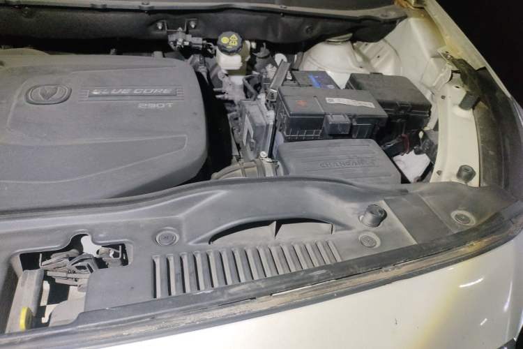 Used CHANGAN Lingxuan 2017 1.5T Automatic Lehuo Flagship Model Engine Bay Left