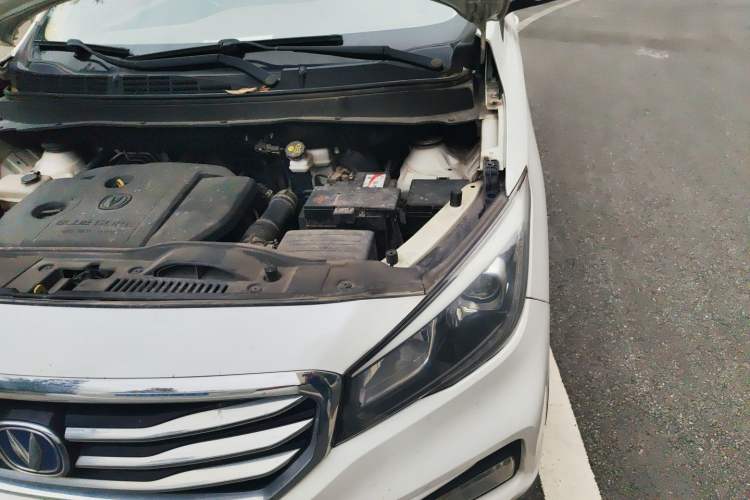 Used CHANGAN Lingxuan 2017 1.6L Manual Elite Model Engine Bay Left