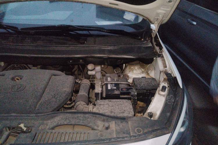 Used CHANGAN Lingxuan 2017 1.6L Manual Happiness Edition Engine Bay Left