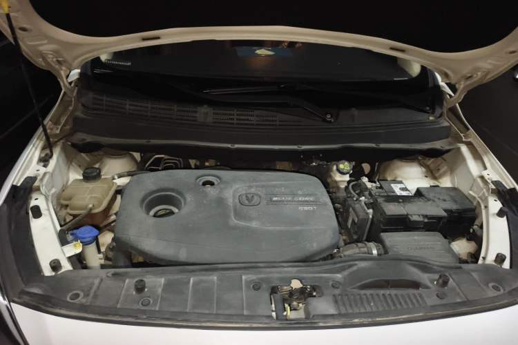 Used CHANGAN Lingxuan 2017 1.5T Automatic Lehuo Happy Edition Engine Bay