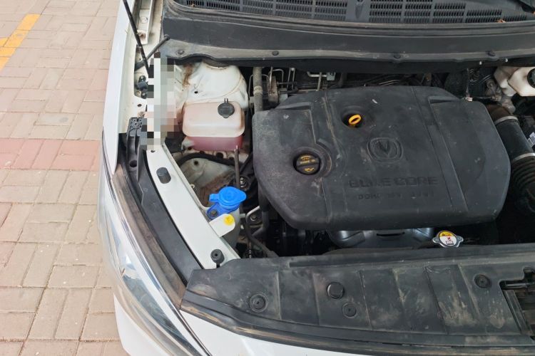 Used CHANGAN Lingxuan 2017 1.6L Manual Happiness Edition Engine Bay Right
