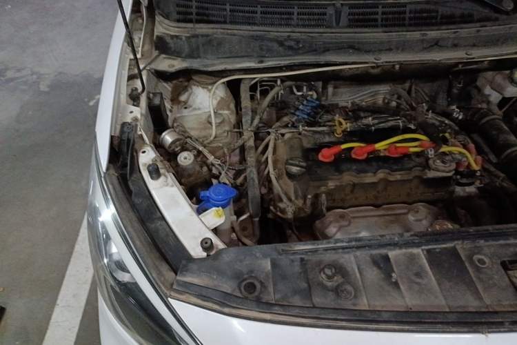 Used CHANGAN Lingxuan 2017 1.6L Manual Happiness Edition Engine Bay Right