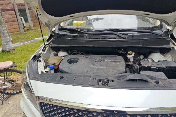 Used CHANGAN Lingxuan 2017 1.5T Automatic Lehuo Happy Edition Engine Bay Right