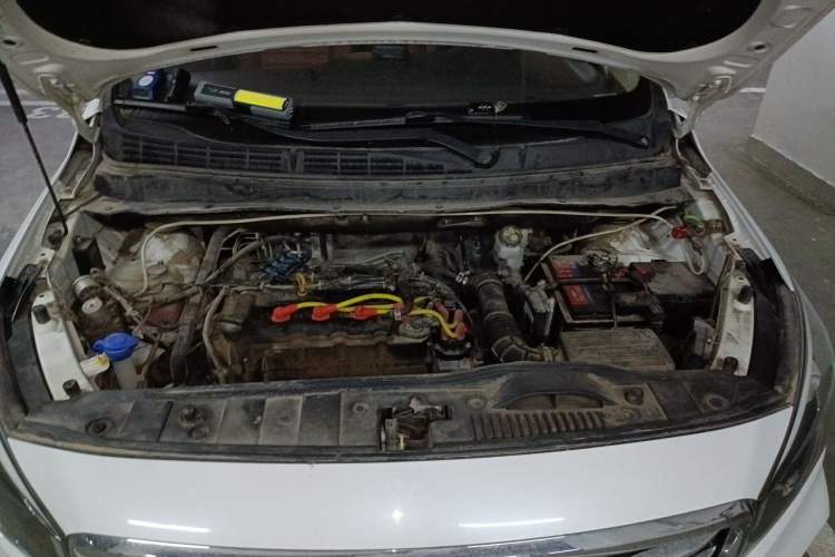 Used CHANGAN Lingxuan 2017 1.6L Manual Happiness Edition Engine Bay