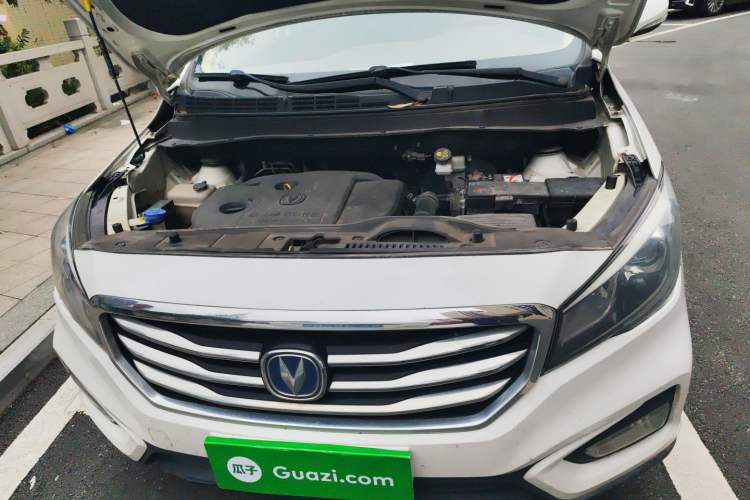 Used CHANGAN Lingxuan 2017 1.6L Manual Elite Model Engine Bay