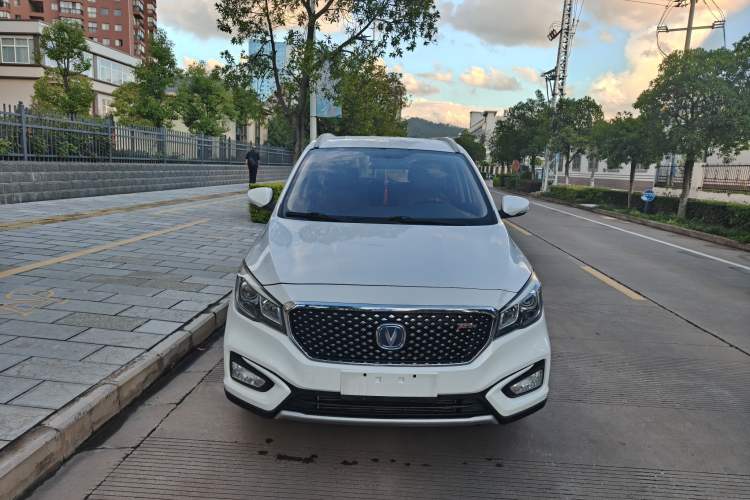 Used CHANGAN Lingxuan 2017 1.5T Manual Joyful & Happy Model Exterior 1